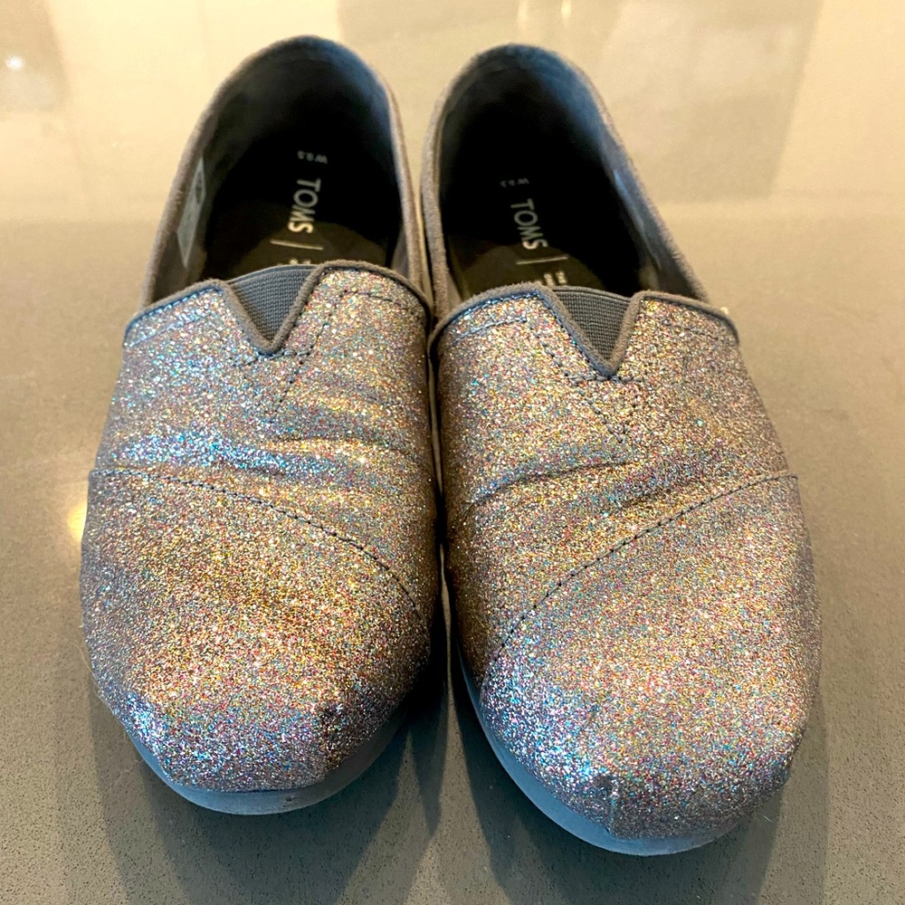 Silver Sparkle Toms 9.5